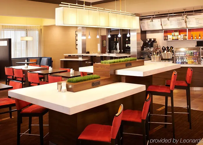 Hotel Comfort & - Buffalo Grove