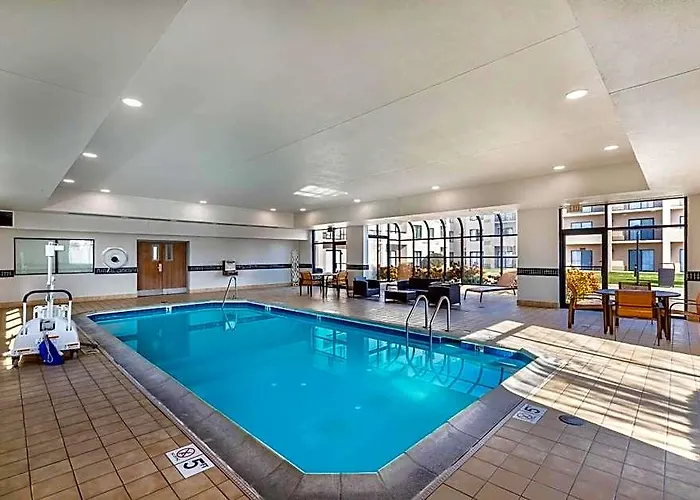 Comfort & - Buffalo Grove